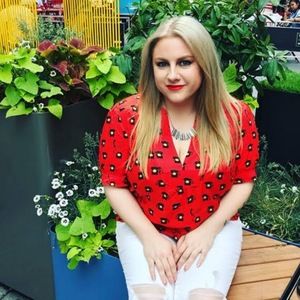 Meet your Posher, Emily